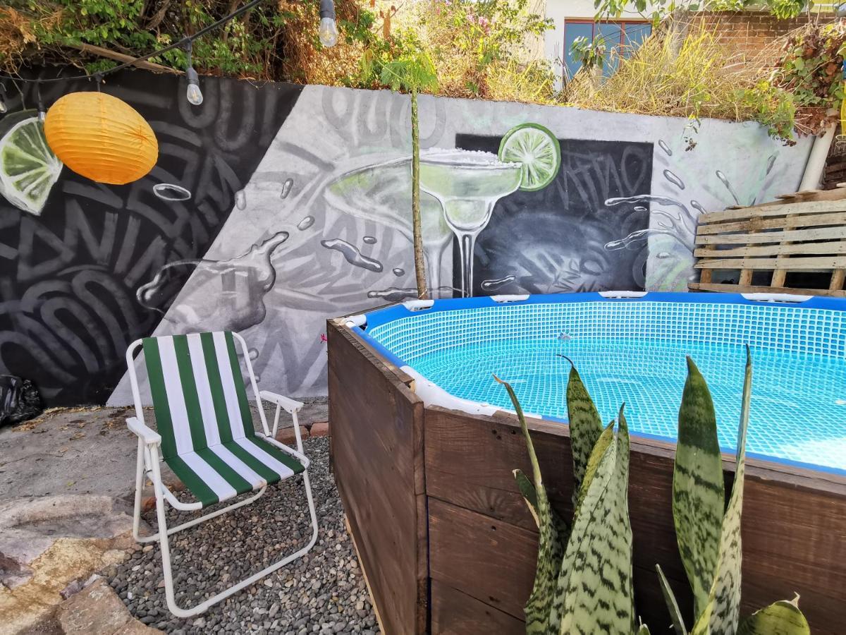 Margaritas Hostel Puerto Vallarta Exterior photo